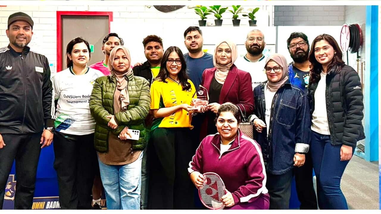 ‘অজি এনএসইউয়ারস অ্যাসোসিয়েশন’ এর আয়োজিত বার্ষিক ফুটসাল ও ব্যাডমিন্টন টুর্নামেন্টের অংশকারীদের একাংশ।