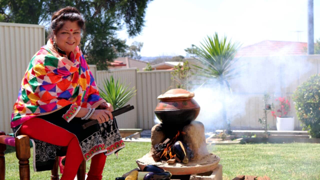 Madhvi Mohindra_With her Chulha in Sydney
