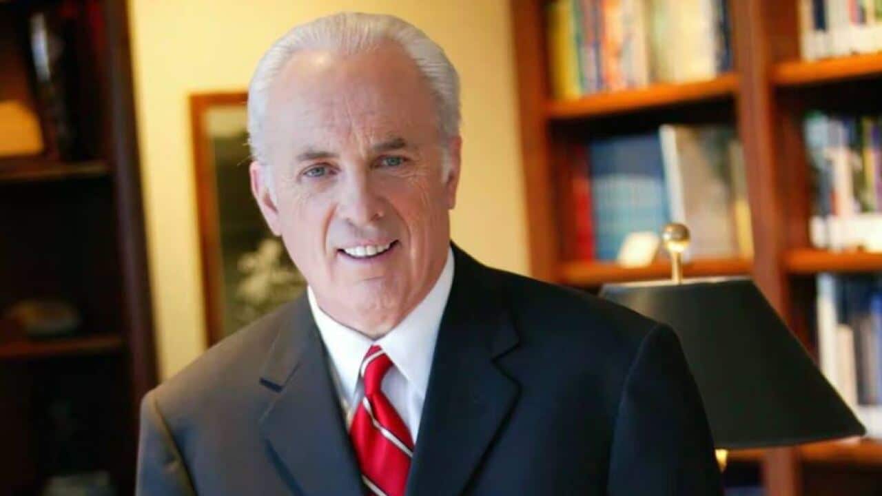 This Los Angeles pastor insists that “no one is gay”