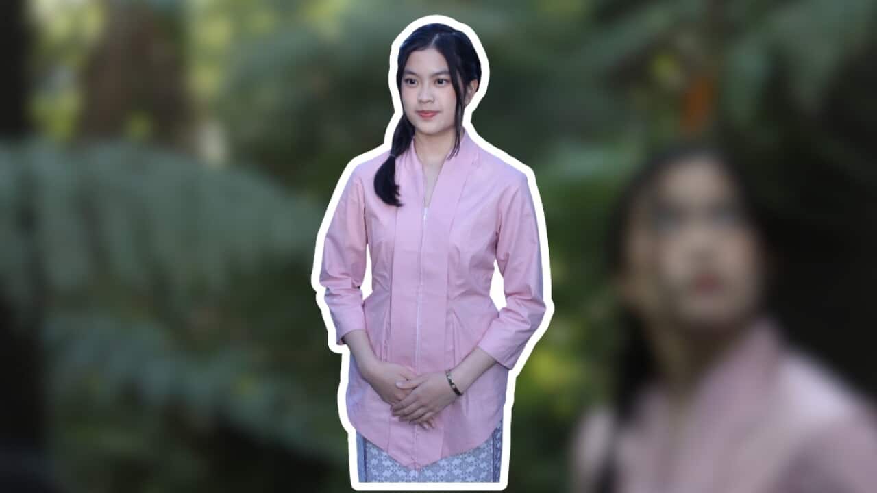 Clara Clairine rehearses as Sekar for the Temulawak 2026 production of 'Riuh di Bawah Langit Merah'.