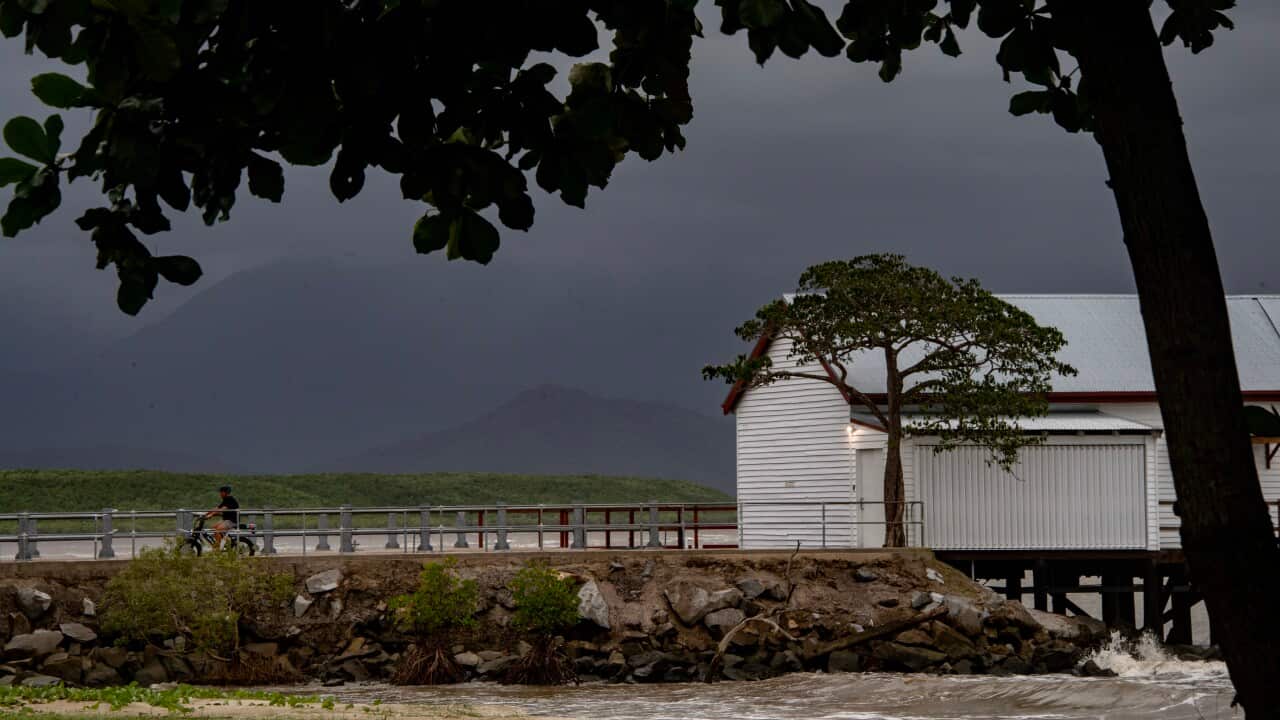 CYCLONE NARELLE PORT DOUGLAS