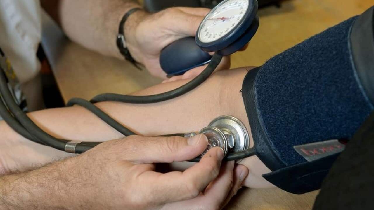 Hospital doctors retiring early in England and Wales