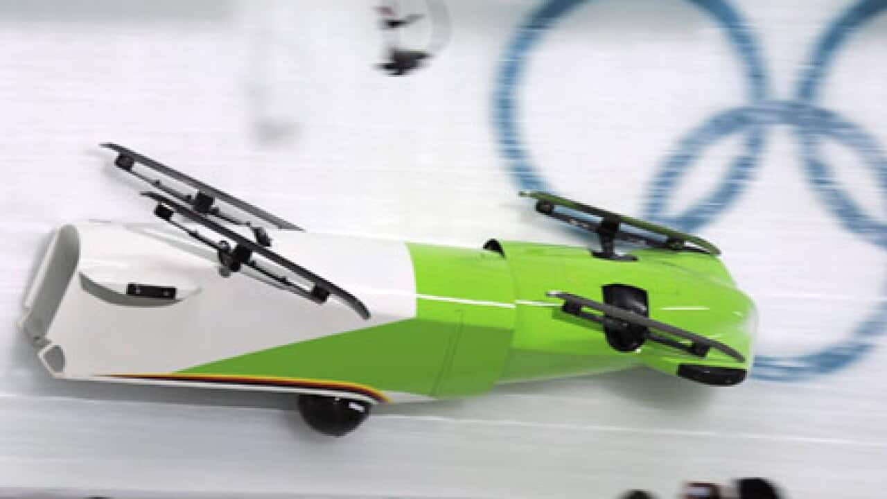 German_Bobsleigh_spill_100225_B_aap_1703903424