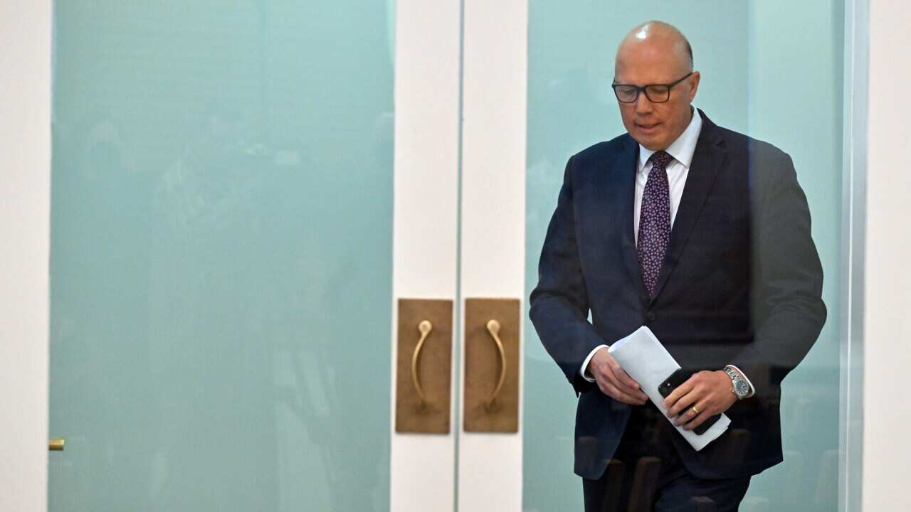 PETER DUTTON PRESSER