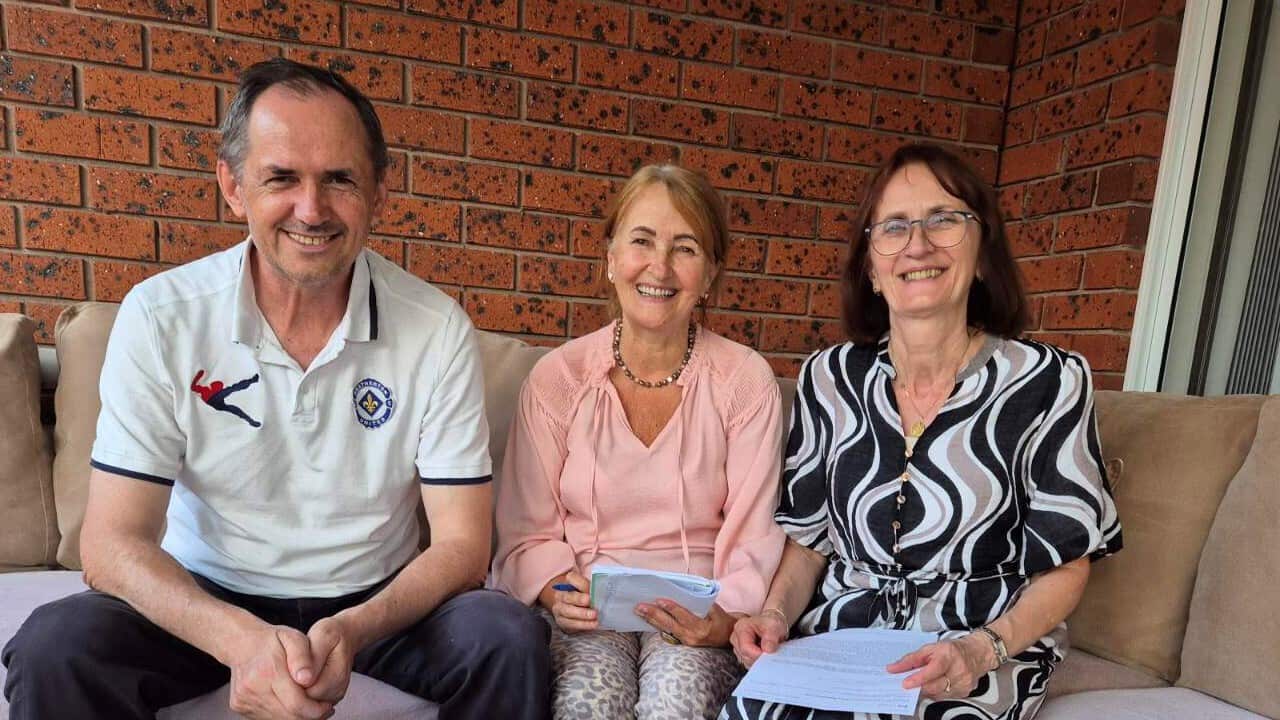 Sead Omerović, Munira Mitrić i Sada Makaš - nastavnici Bosanske škole u Viktoriji.jpeg