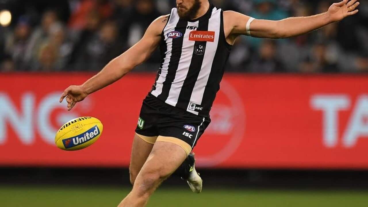 Collingwood player Lynden Dunn