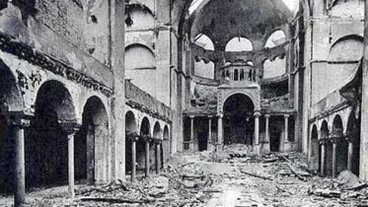 Kristallnacht, Berlin Synagogue destroyed