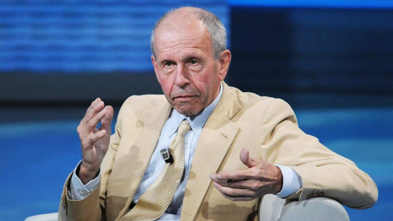 Author Gianni Clerici attends the 'Che Tempo Che Fa' television Show at Rai Studios on May 16, 2010 in Milan, Italy