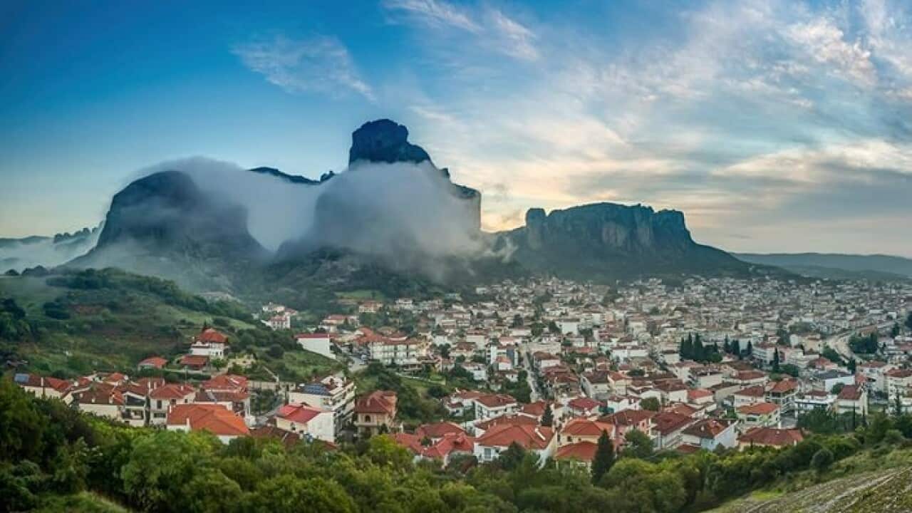 Morning mist: Meteora