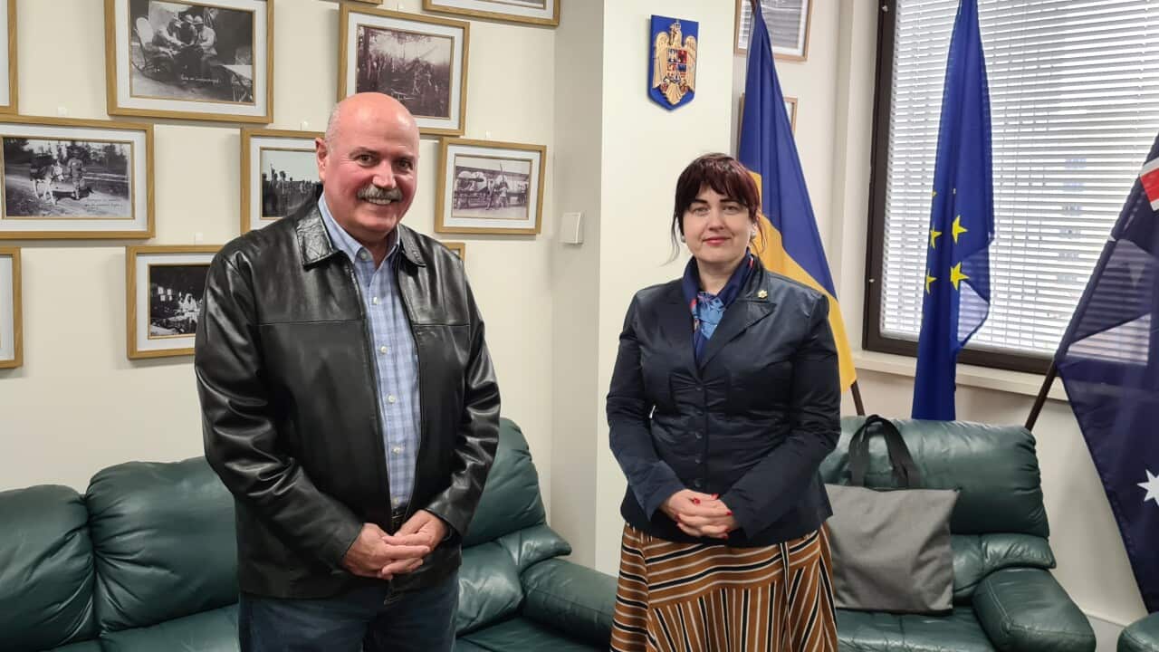 Romanian Ambassador in Australia and New Zealand, Her Excellency Nineta Barbulescu and SBS Radio Romanian Program Executive Producer, Carol Kalauz