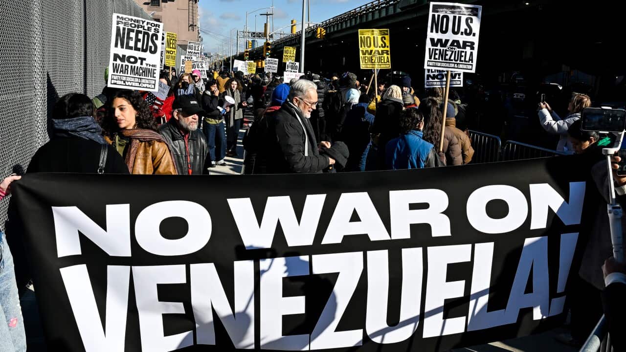 NY: Demonstrators protest U.S. strike on Venezuela outside the Metropolitan Detention Center