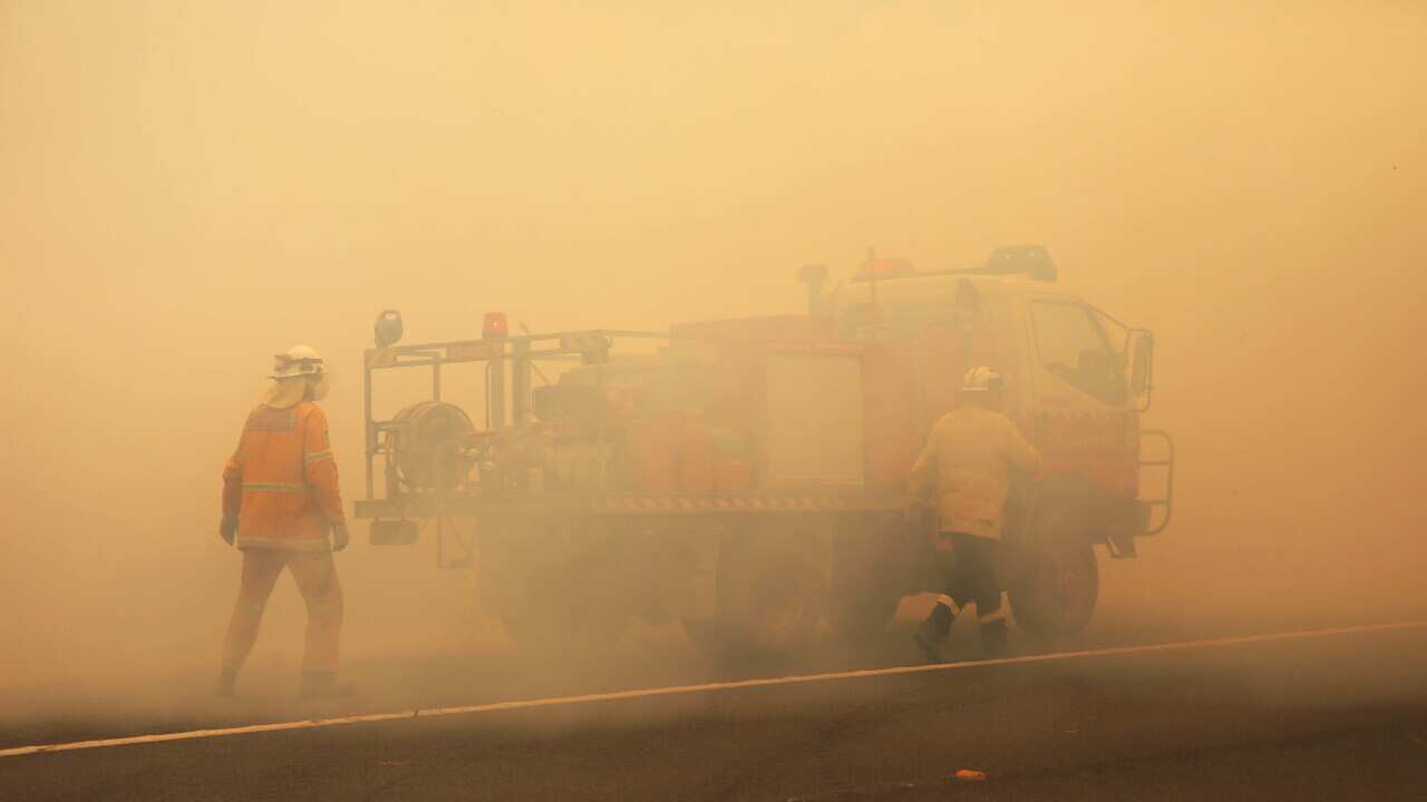NSW RFS crews fighting bushfires