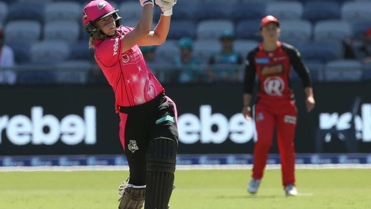CRICKET WBBL RENEGADES SIXERS PERRY