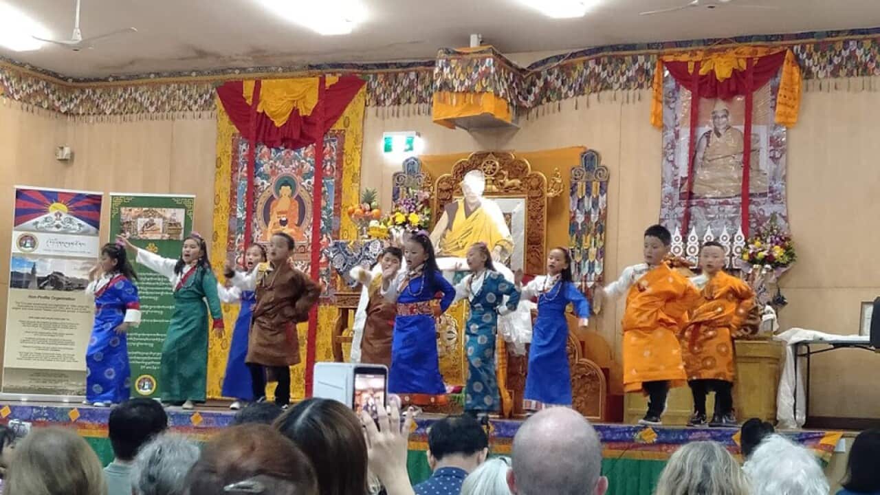 Tibetan Kids Dancing