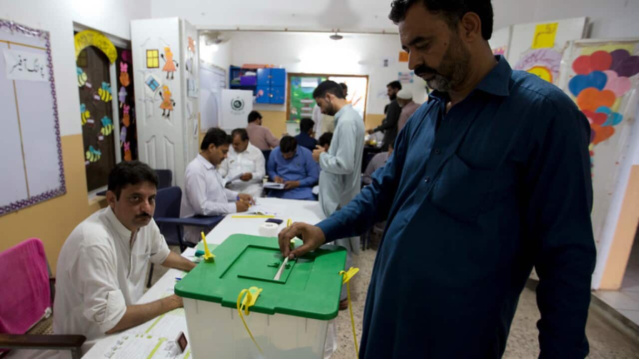 Voter in Pakistan