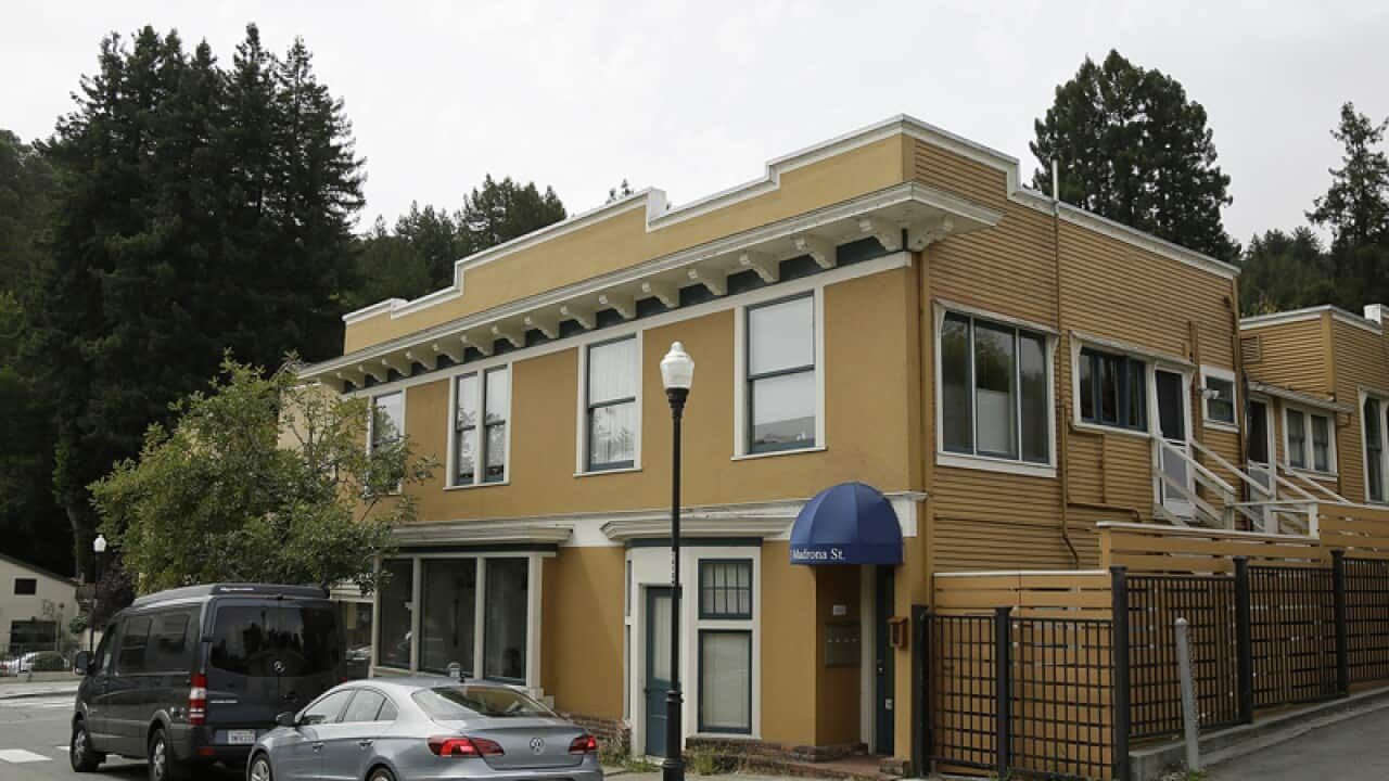 The building housing the office of Dr. Howard Kornfeld