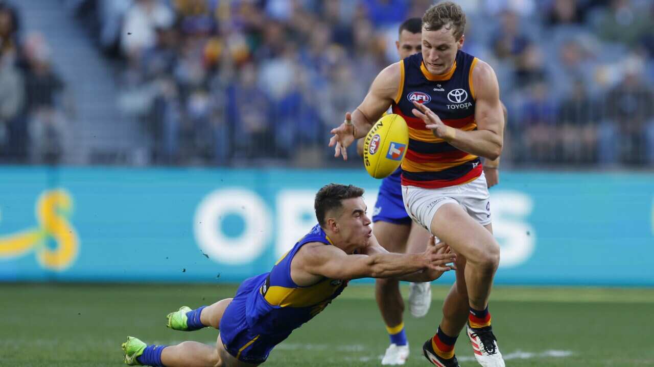 AFL EAGLES CROWS