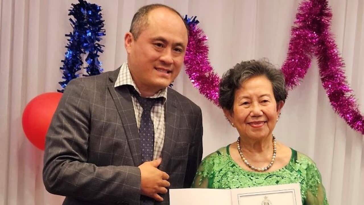 Dang Kim Ngoc (R) Tri Vo (L)