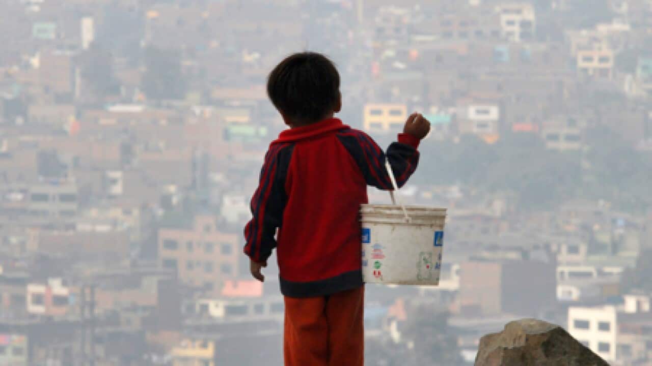 child_poverty_peru_100222_B_ap_1406885699