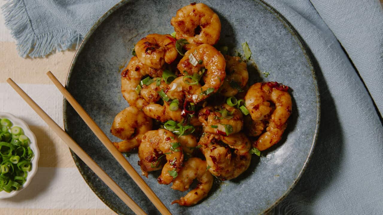Chongqing-style spicy prawns