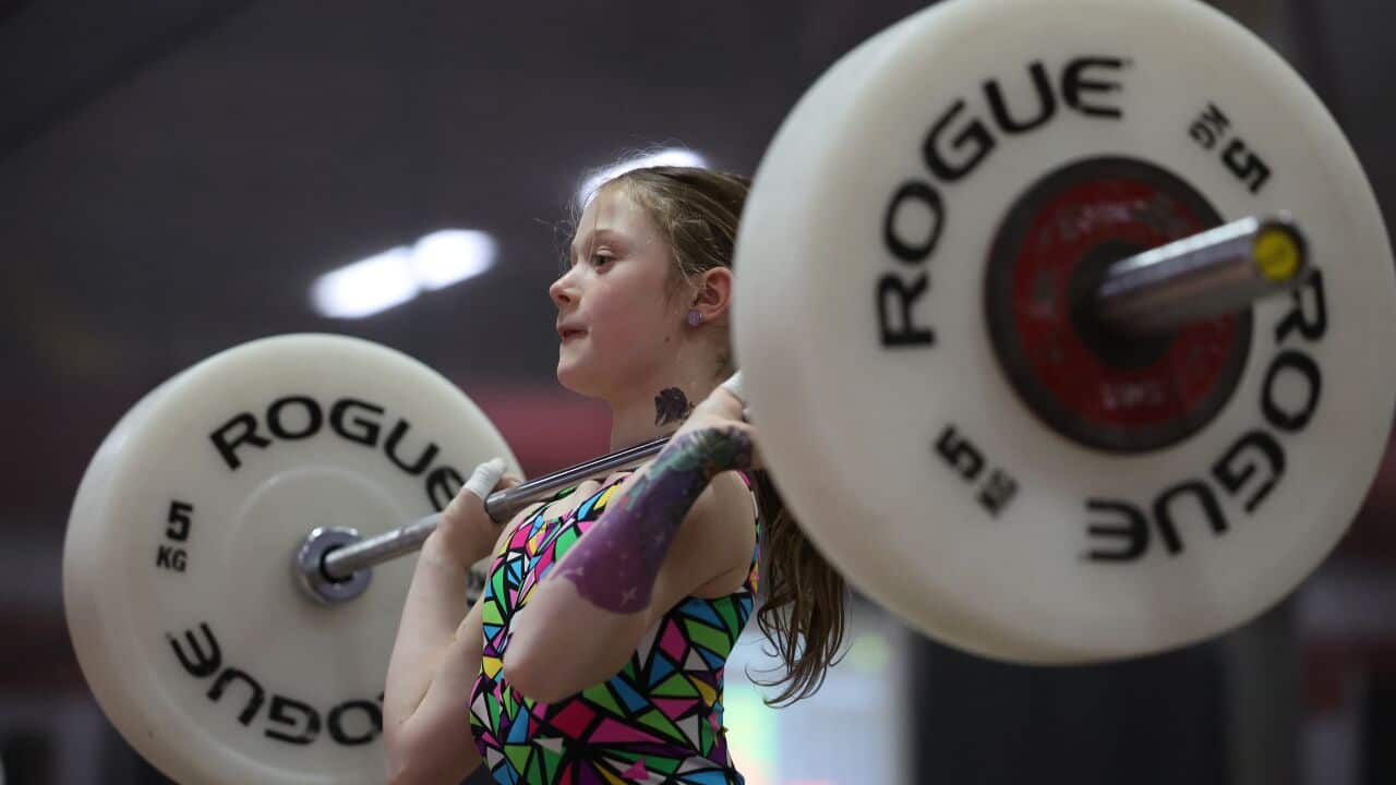 Photo-sp-childweightlifting