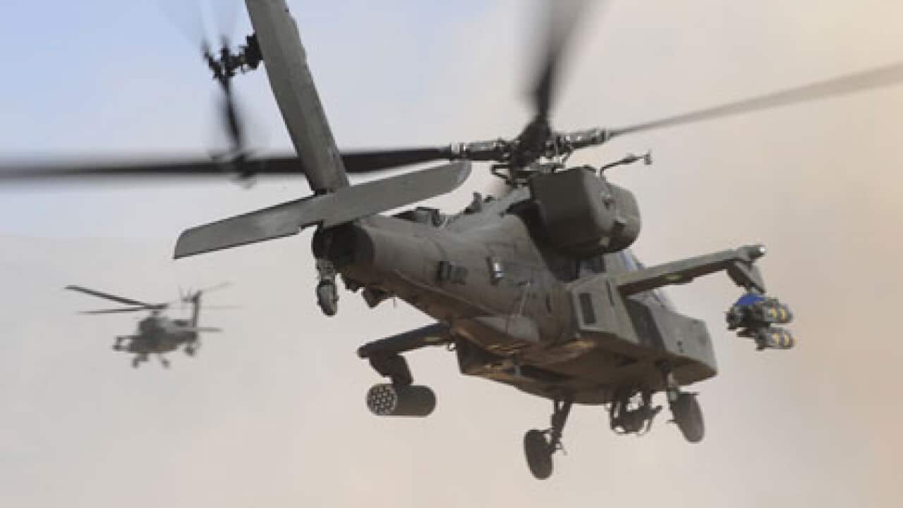 apache_helicopter_L_101021_aap_611774553