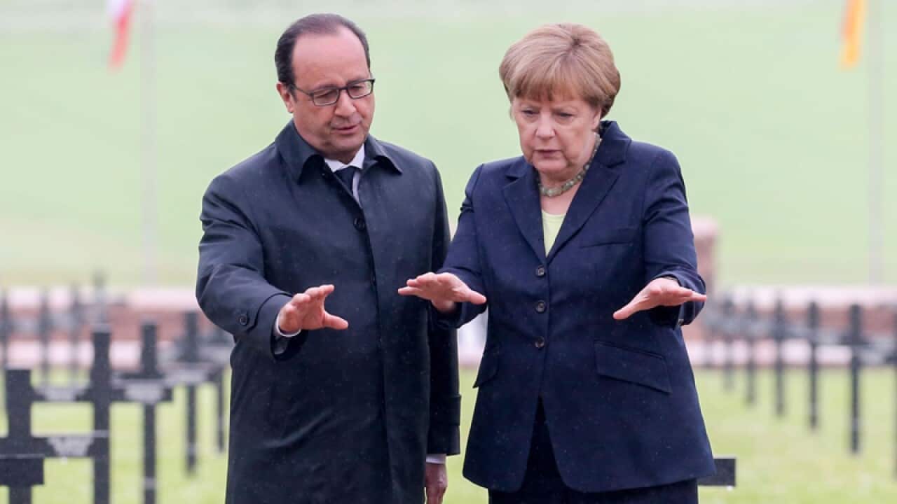 Angela Merkel (R) and Francois Hollande