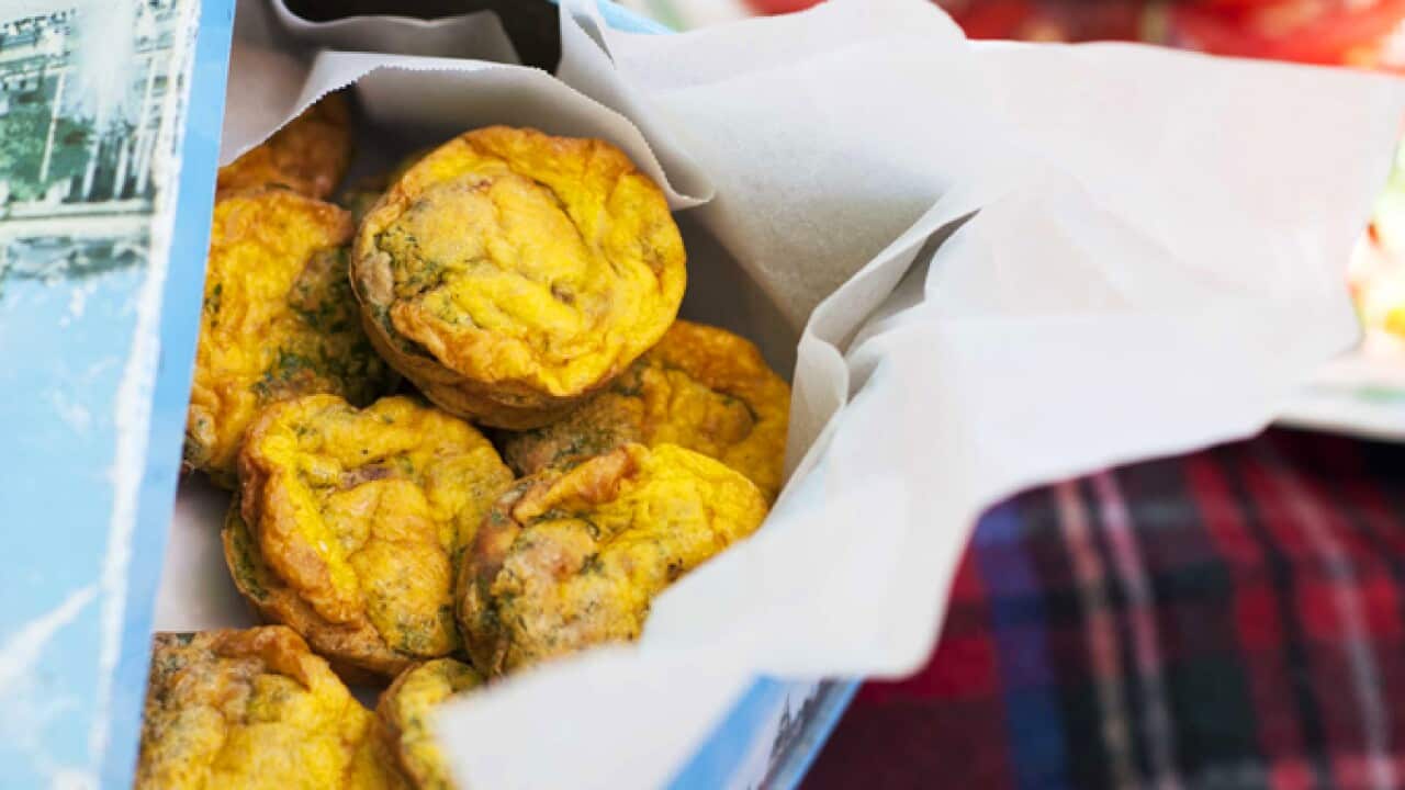 Egg and prosciutto pies