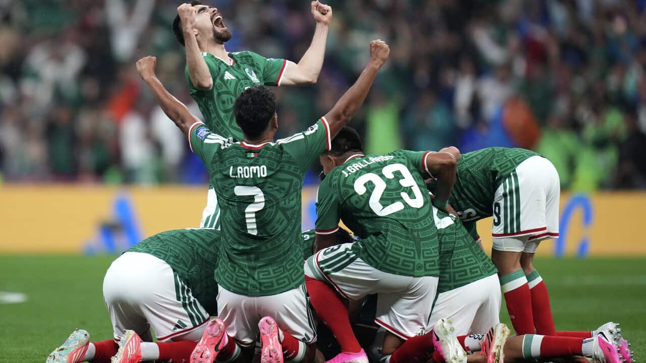 (SP)MEXICO-MEXICO CITY-FOOTBALL-FIFA WORLD CUP-ROUND OF 32-MEX VS ECU