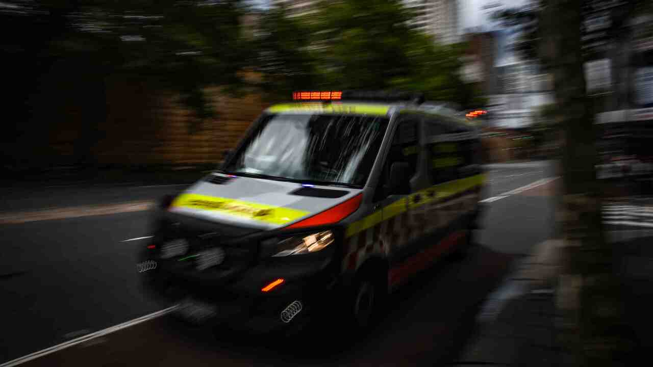 An ambulance is seen in Sydney, Saturday, January 2022. (AAP Image/Flavio Brancaleone) NO ARCHIVING