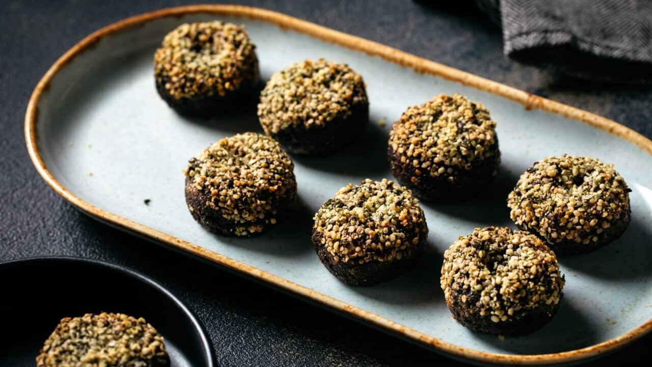 Honey and hemp seed cookies
