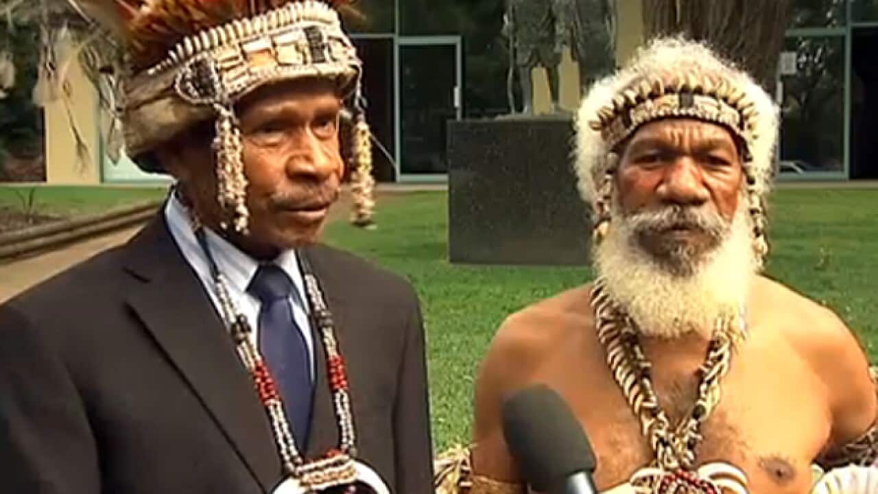 kokoda_fuzzy_woozzy_angels_L_120424_sbs_972589704