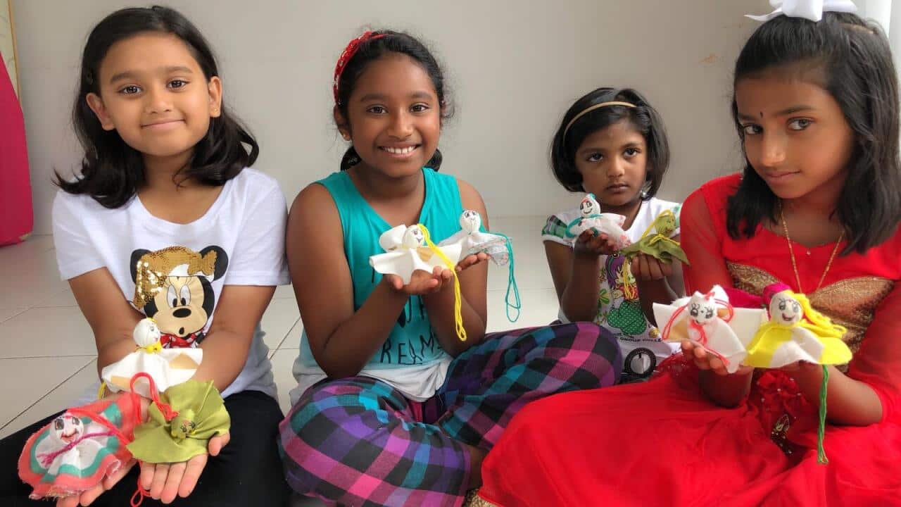 doll makinf kerala flood