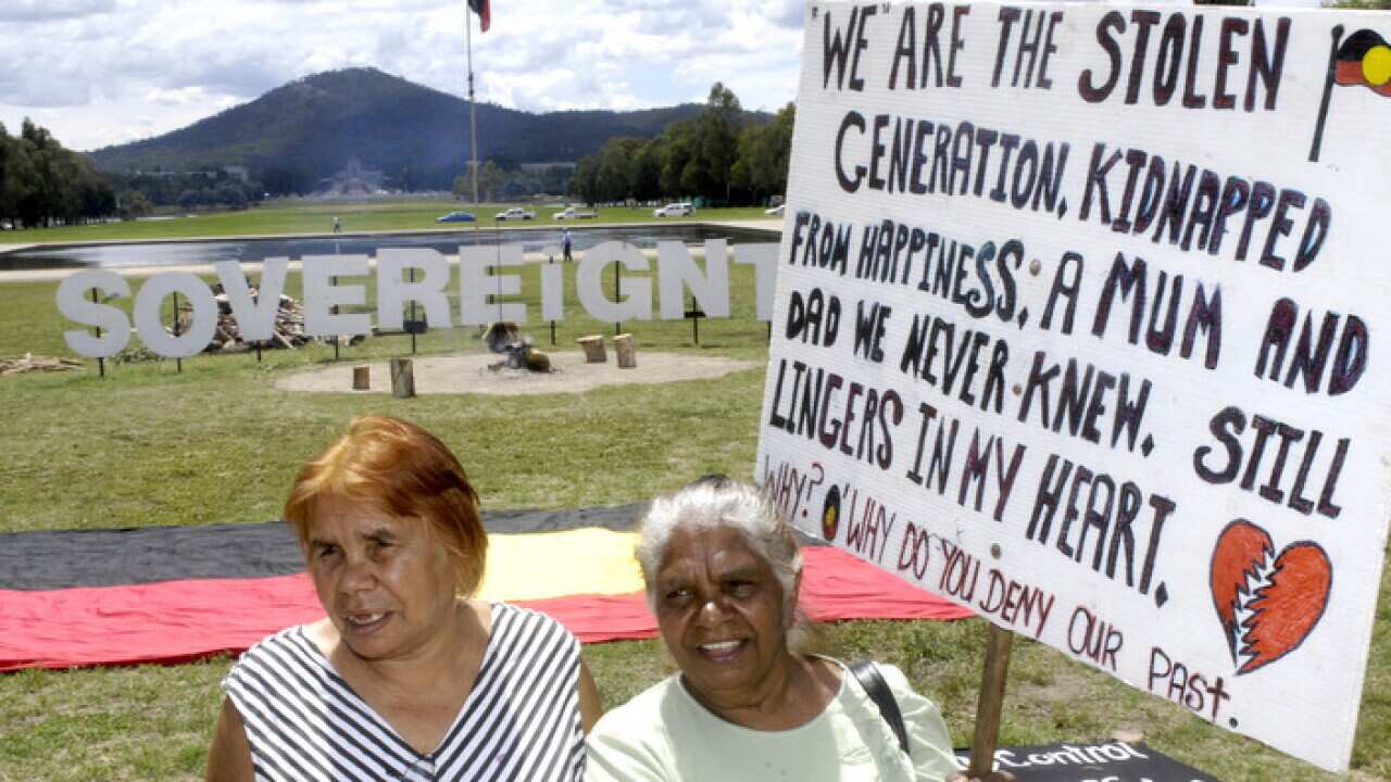 'Stolen Generation' members Valerie Murphy (left) and Nancy Hill