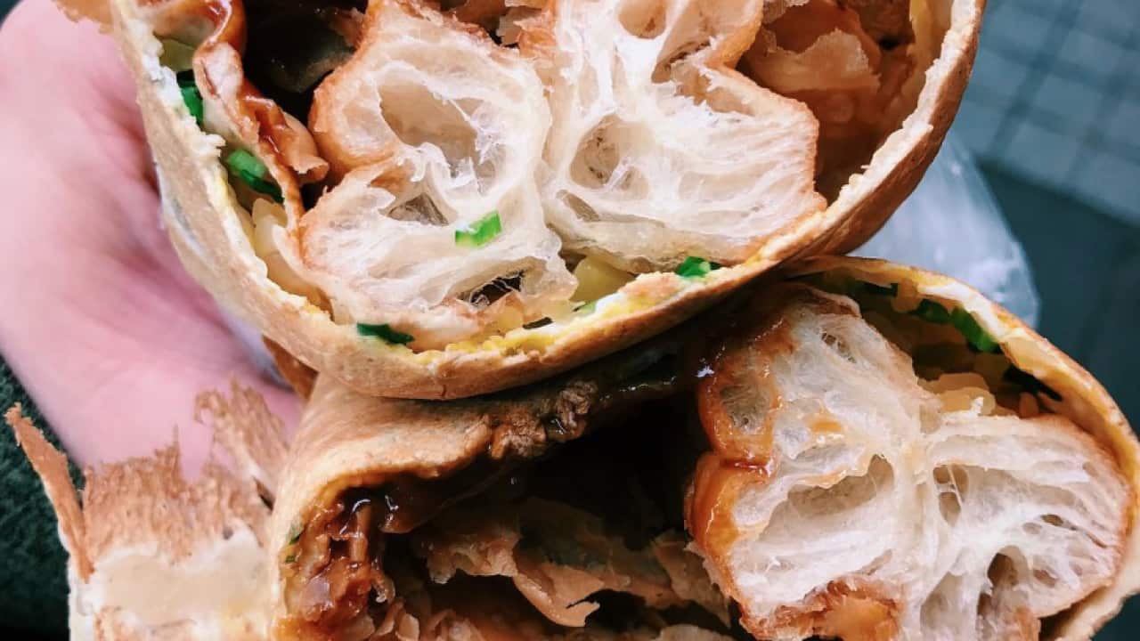 Jianbing, Chinese egg crepe
