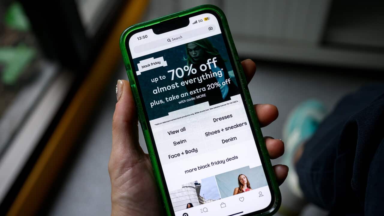 BLACK FRIDAY SALES STOCK