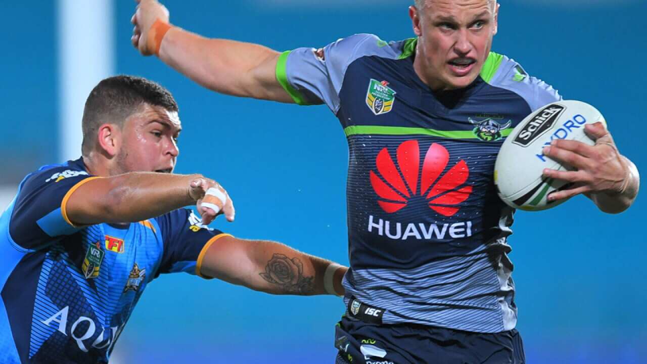 Jack Wighton of the Raiders breaks away