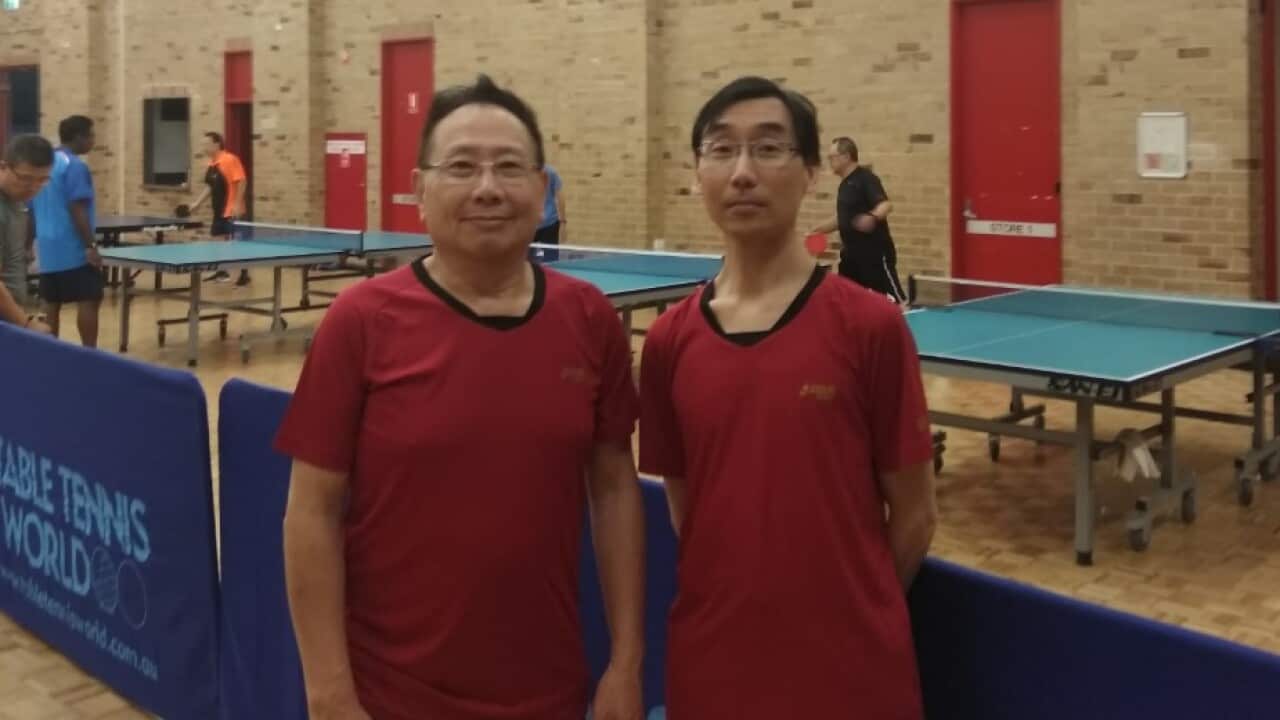 James Wong(左)和Morgan Ng(右)共同经营Cherrybrook乒乓球俱乐部