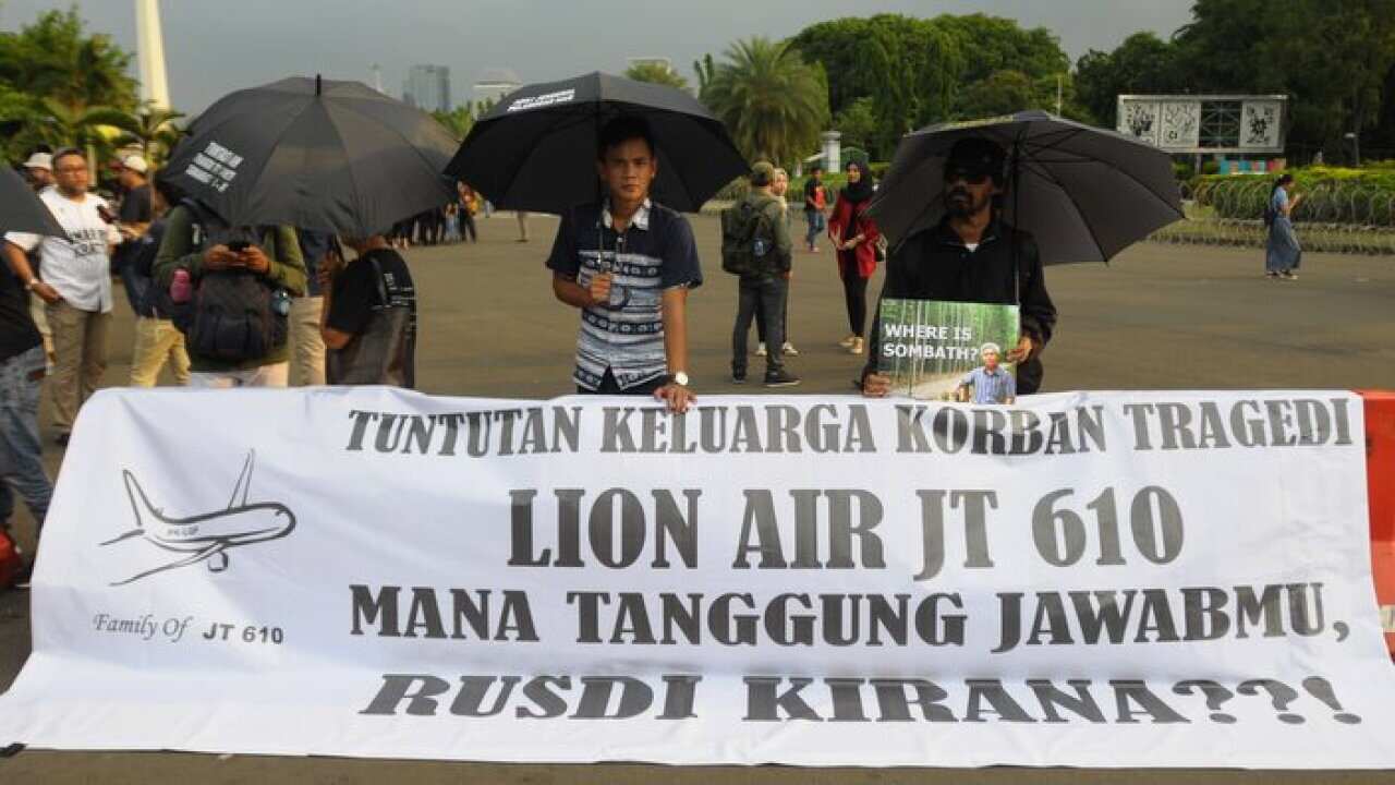 The family of the victims of the Lion Air PK-LQP JT 610 held an action in front of the Merdeka Palace courtyard, Jakarta on December 13, 2018.