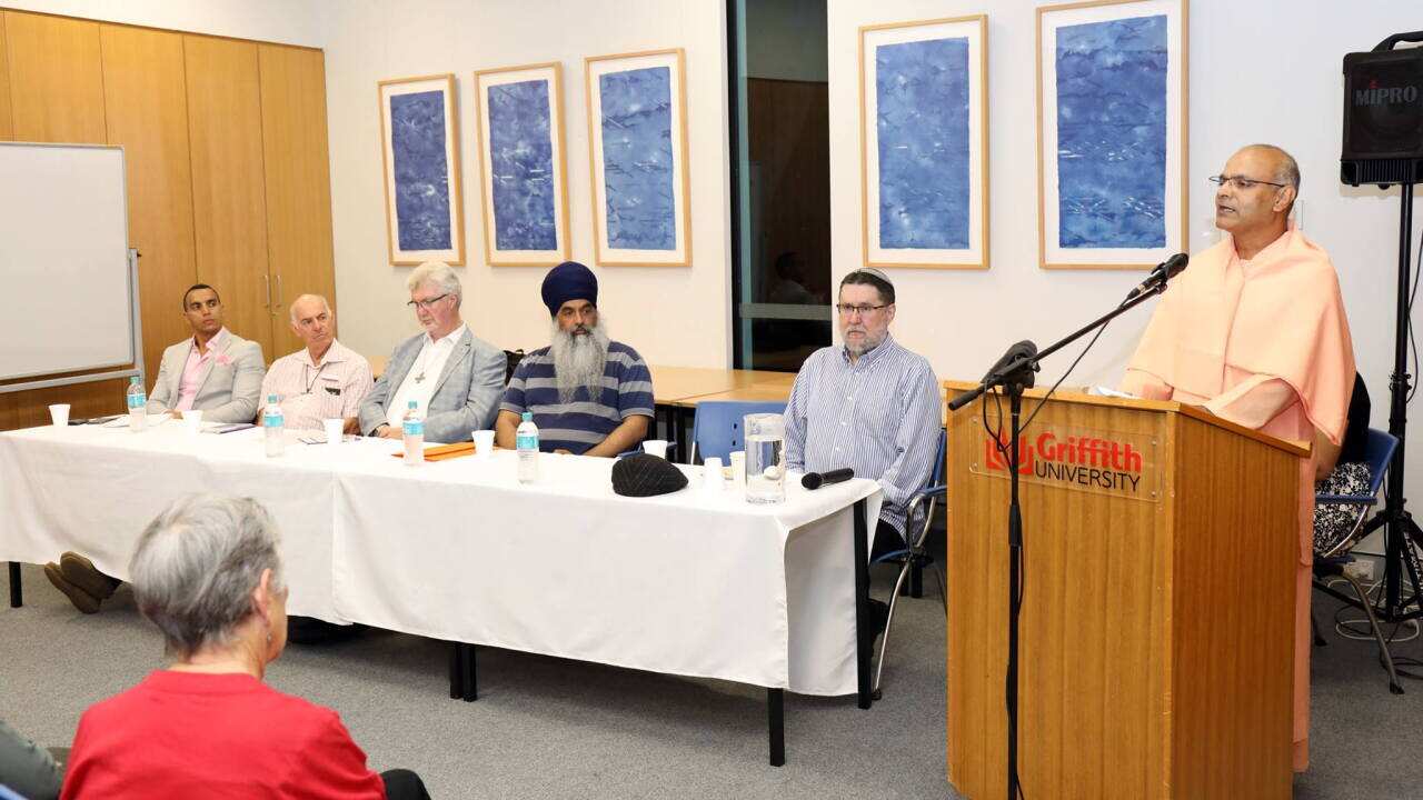 Swami Atmeshananda Vedanta, the leader from the Hindu faith, giving his presentation