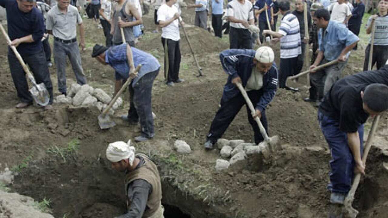 kyrgyz_burial_100614_B_EPA_1153675021