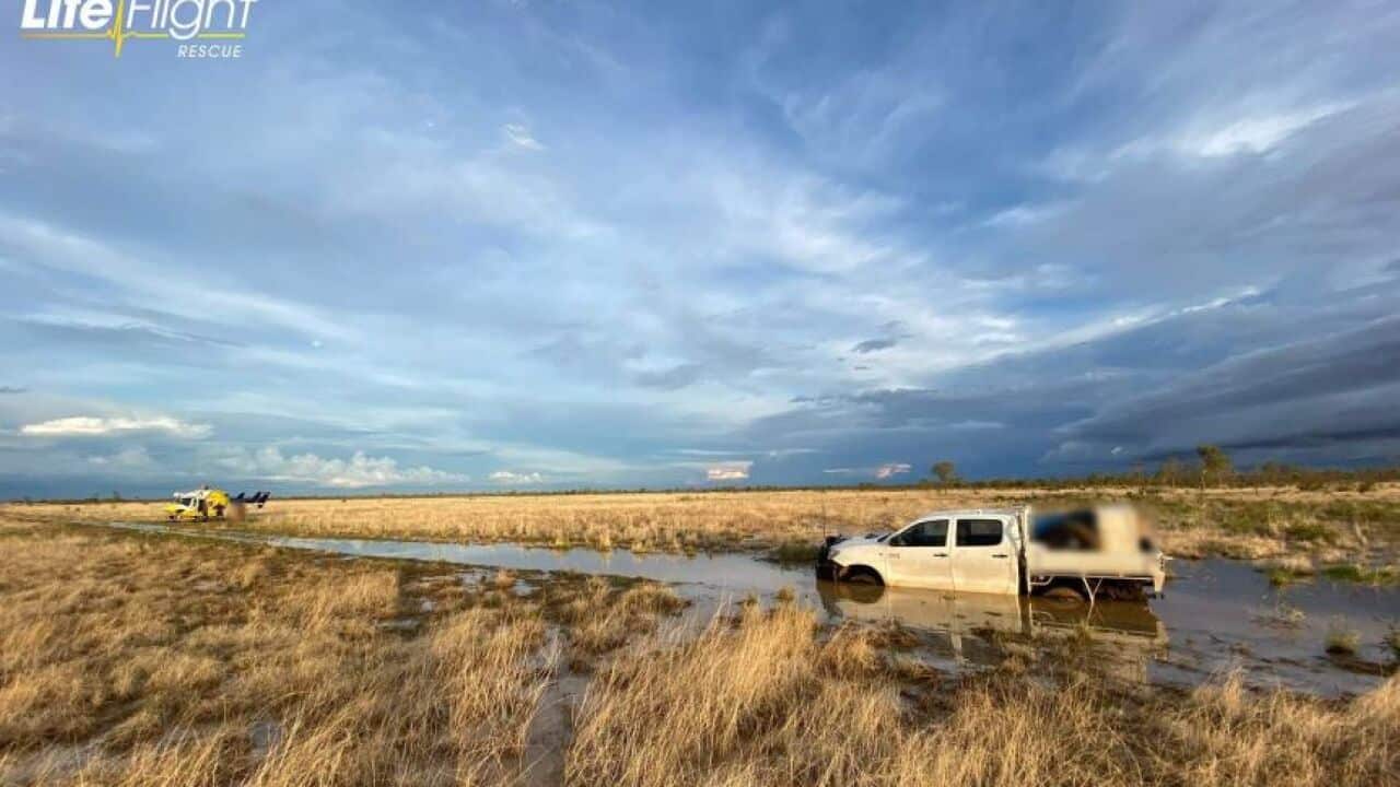 Rescate de padre y su hijo de diez años en QLD