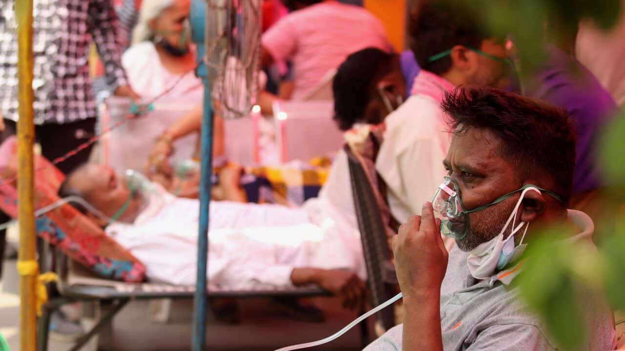 COVID-19 patients receive oxygen in New Delhi on 1 May, 2021.