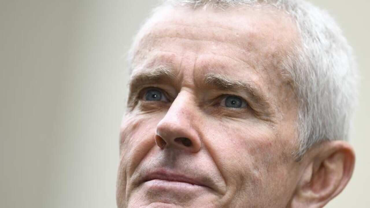 Malcolm Roberts