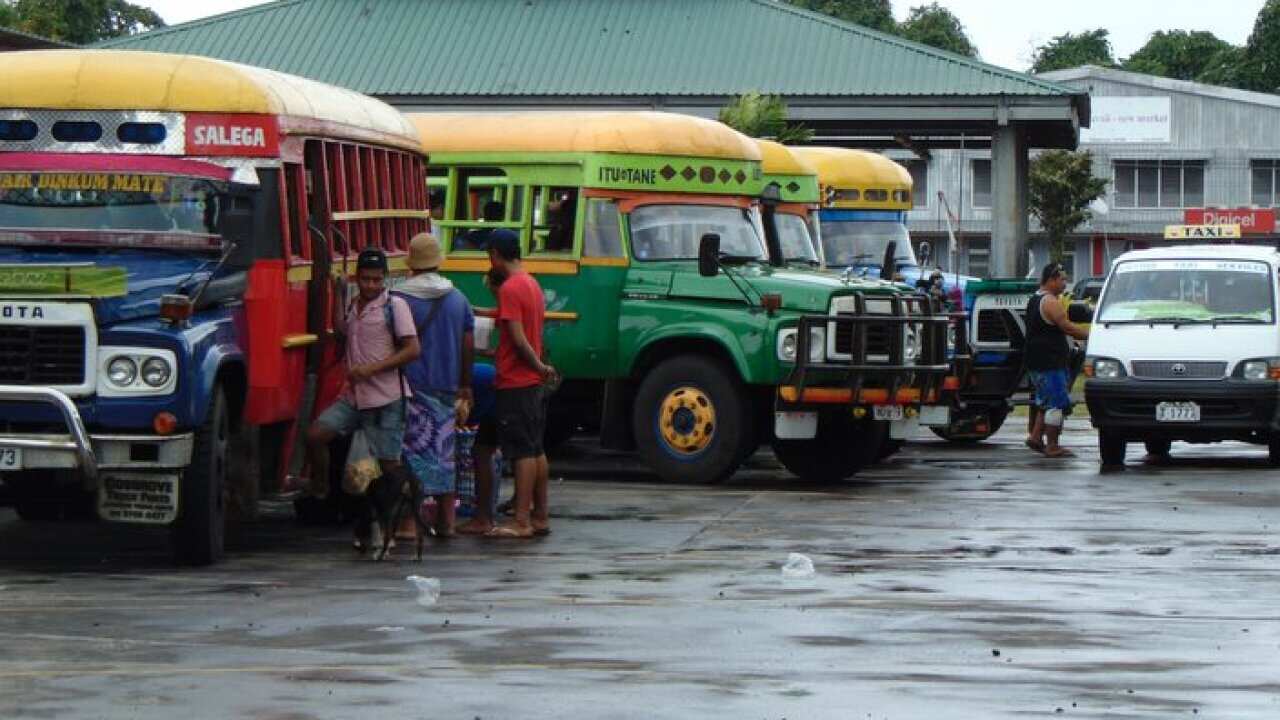 Salelologa market