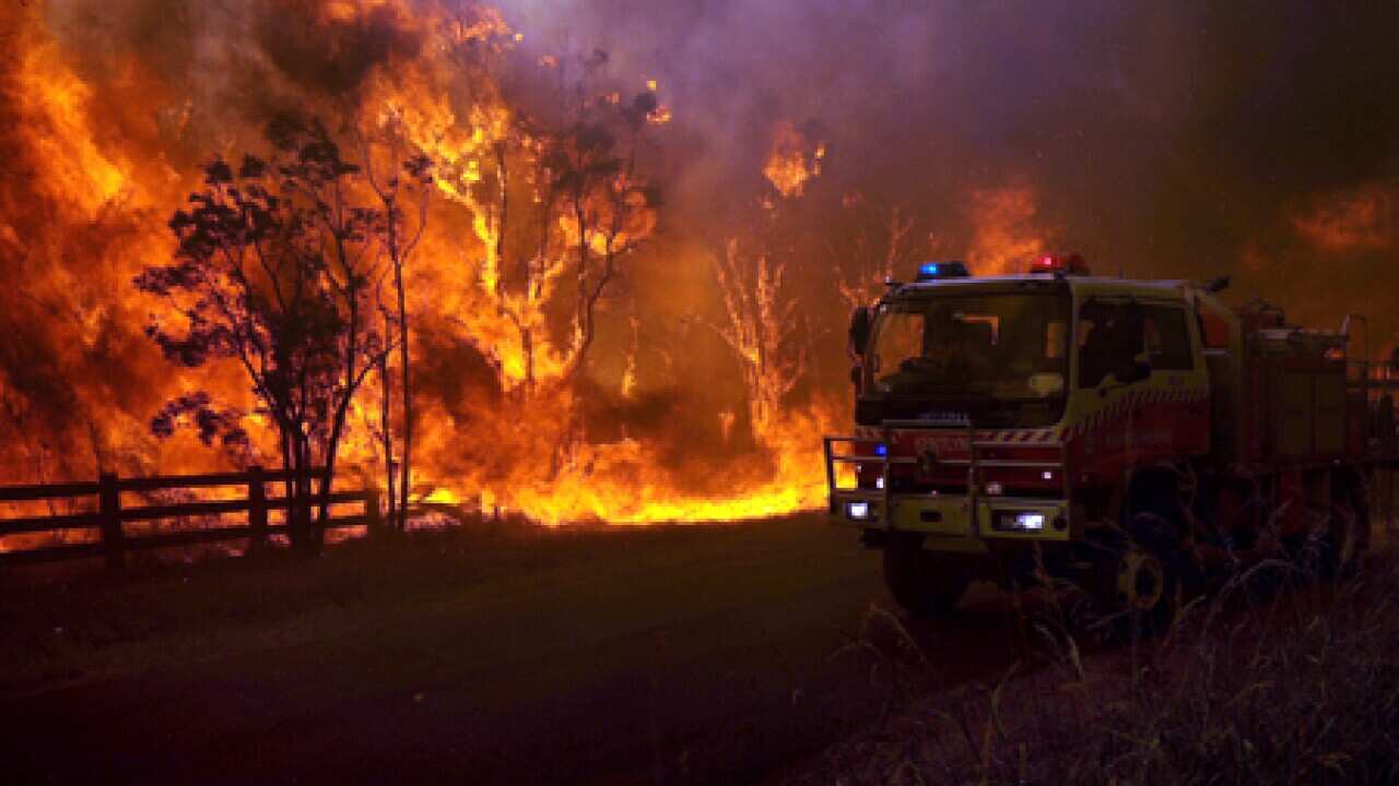 bushfires_sydney_091217_aap_373118587
