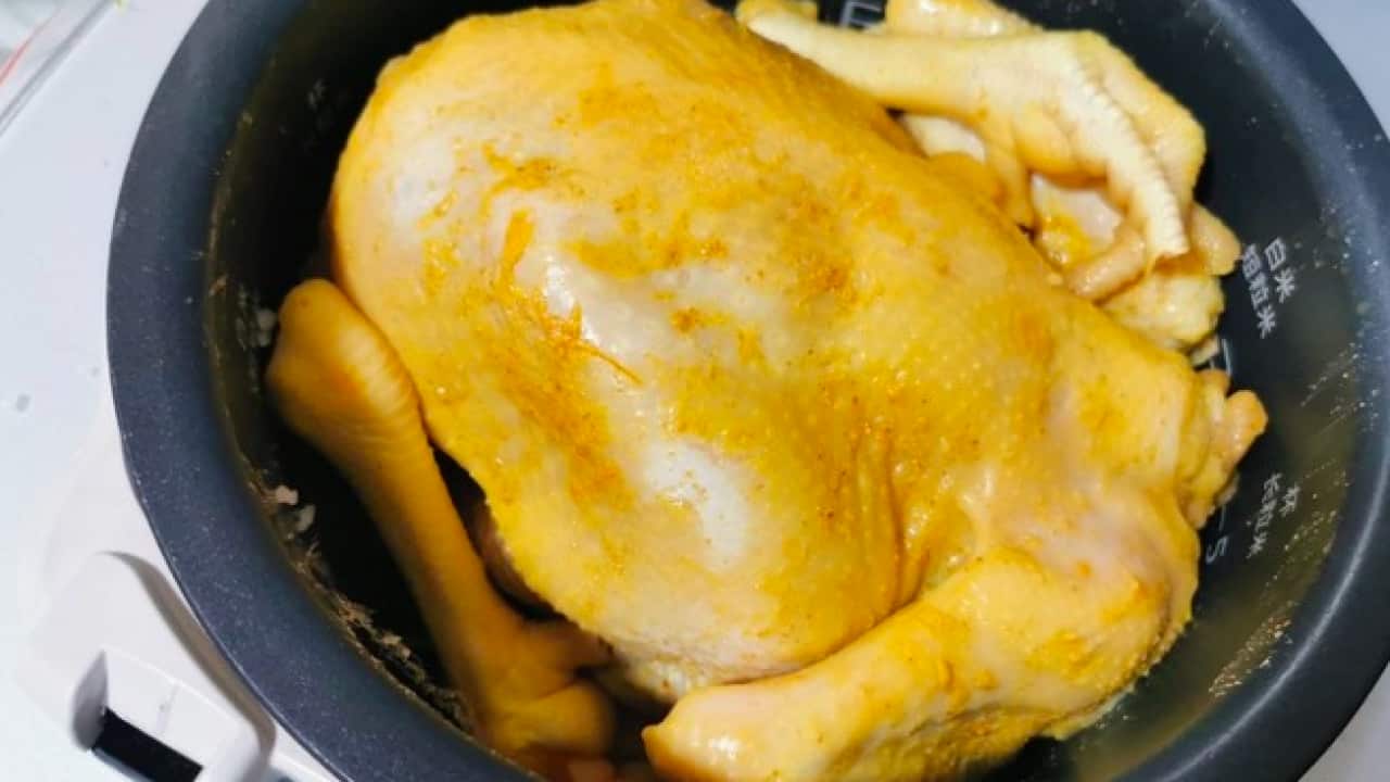 電飯煲鹽焗雞