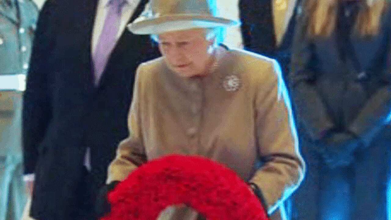 queen_war_memorial_L_111025_sbs_1543383255