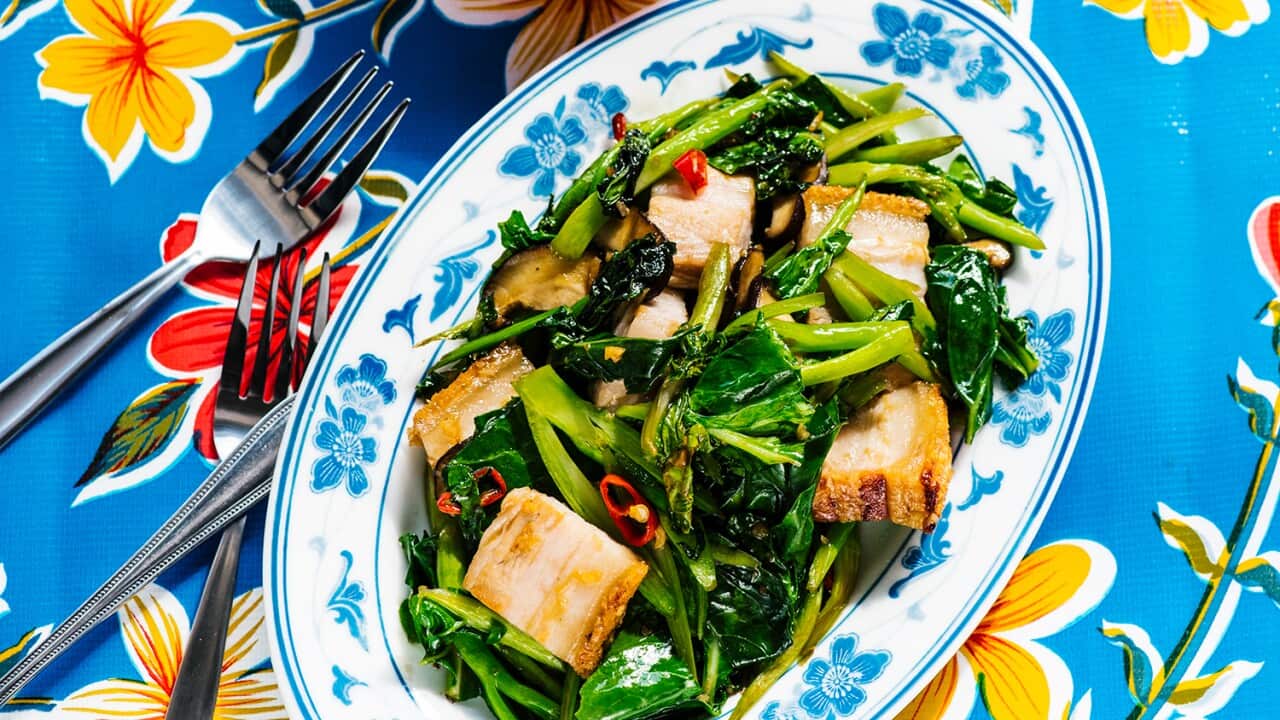 Chinese broccoli with crispy pork (pad kana moo grob)