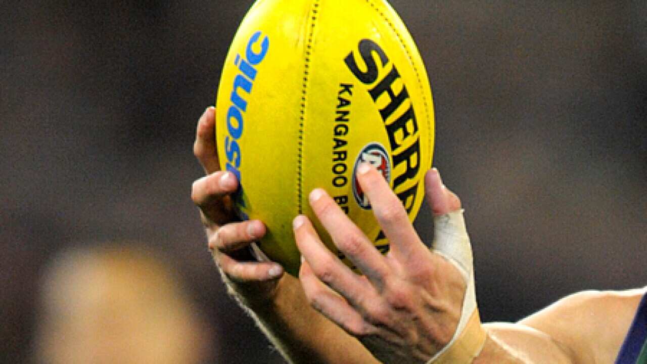 duffield_fremantle_101124_B_aap_464288767